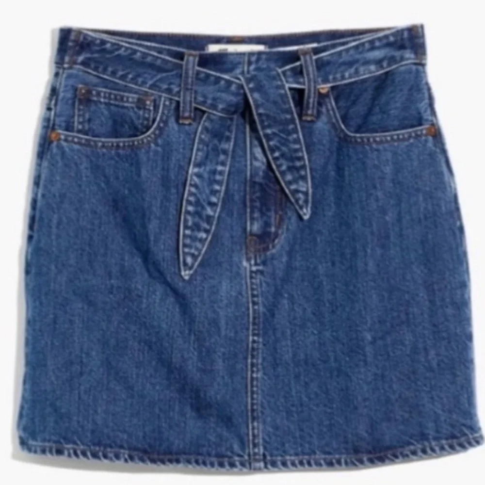 Madewell Rigid Denim Straight Mini Skirt in Haydel Tie-Waist Edition 26 new